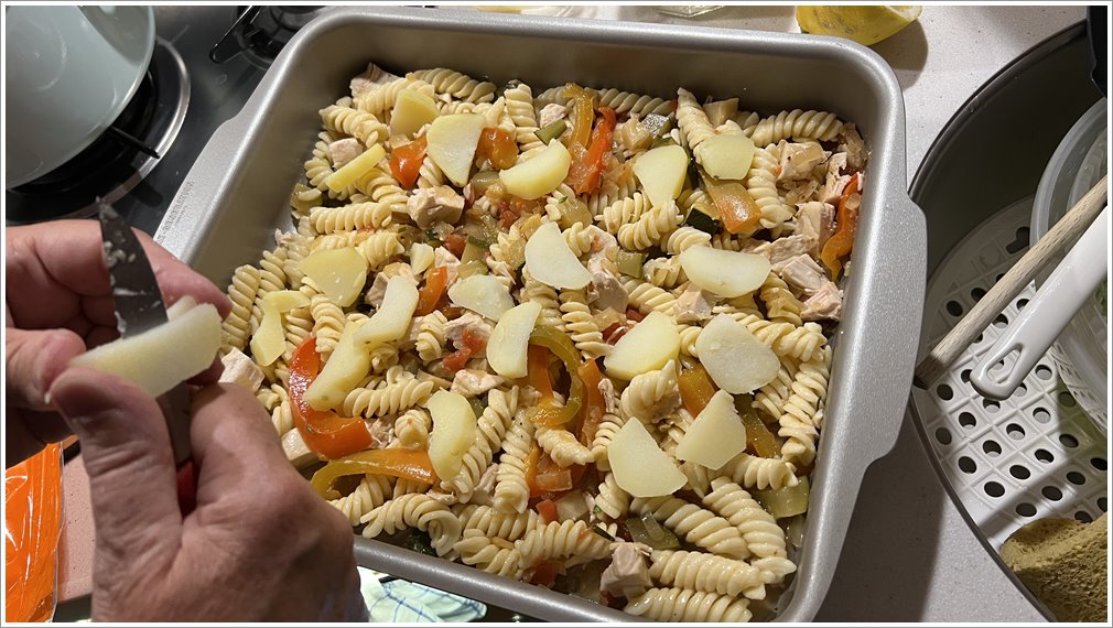 Essen unterwegs: Kartoffel/Nudel-Auflauf